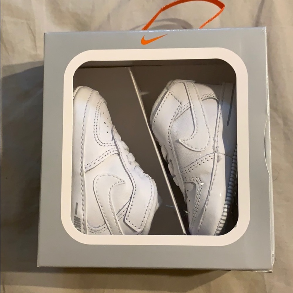 New in the Box - Nike Force 1